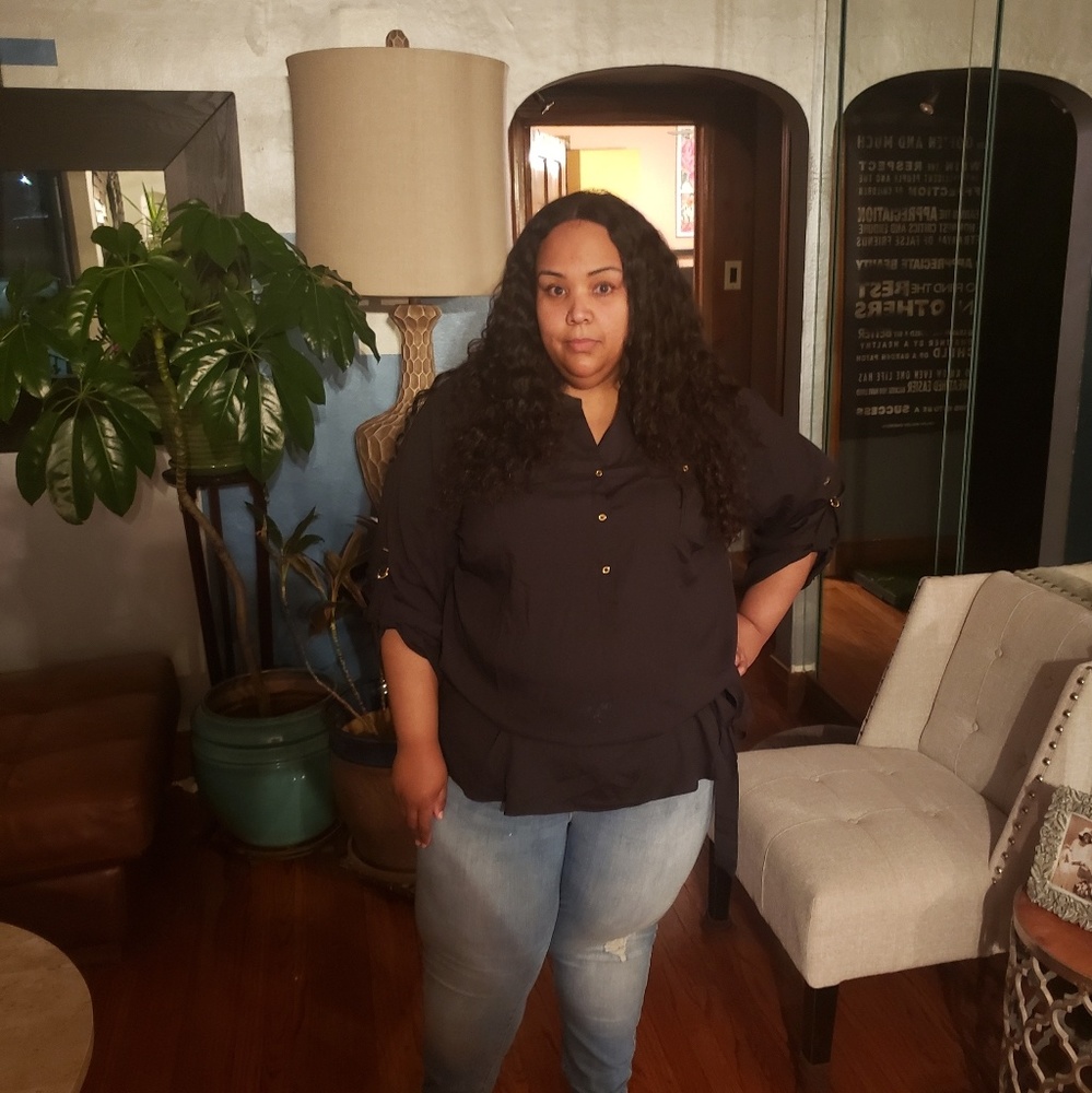 Plus size top - Picture 3 of 3